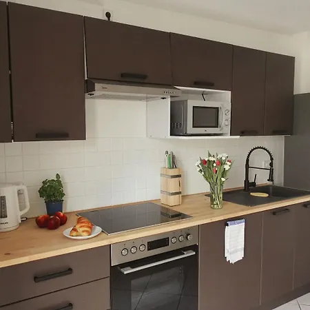 Apartament In With Balcony Magdeburg